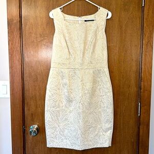 NWOT Ellen Tracy Cream & Metallic Gold Sleeveless Floral Pattern Jacquard Dress